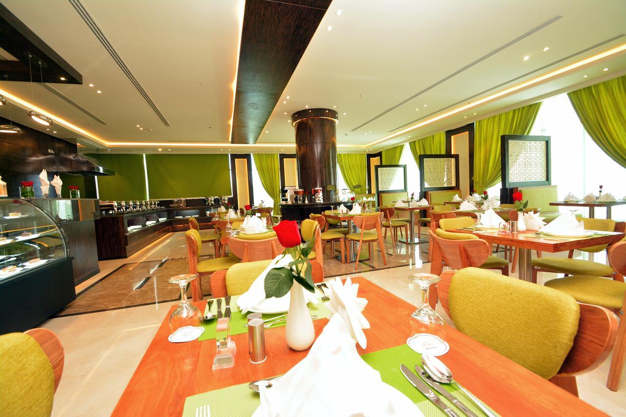 Thwary Hotel Suites ริยาดห์ ภายนอก รูปภาพ